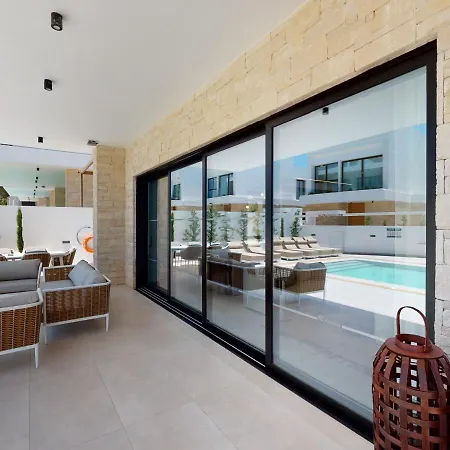 别墅 Side Sea-View Beach Villa Terpsichori At Periyiali Konnos Resort 普罗塔拉斯